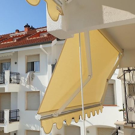Condominio Ariazzurra S. Bart. San Bartolomeo Al Mare Exterior foto